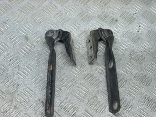 петля капота Volkswagen Passat B5 [рестайлинг] 2001, 1.8 л., бензин, МКПП, седан