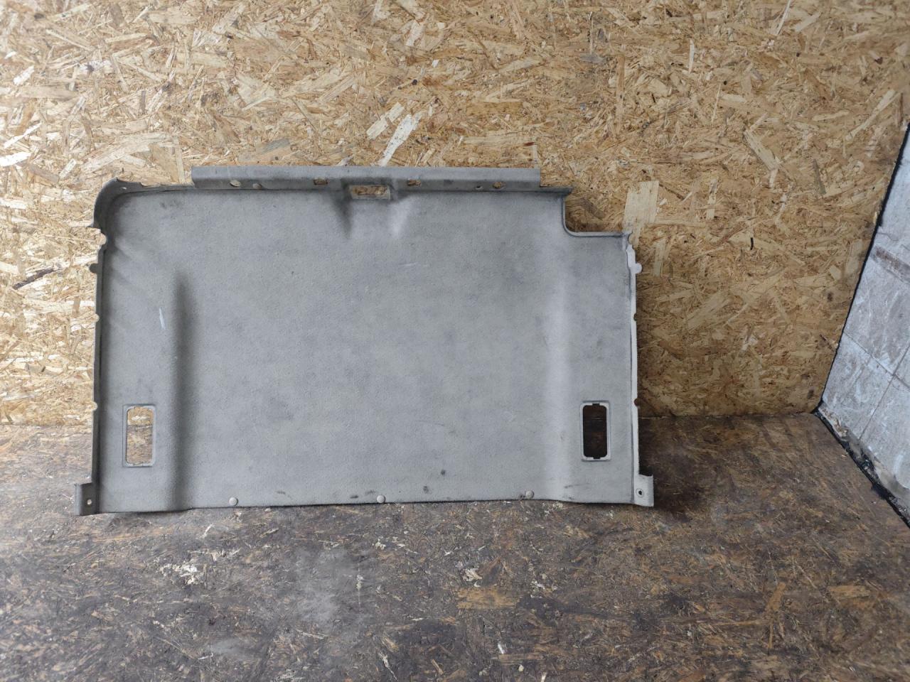 потолок Mitsubishi Pajero 2 поколение 1996, 3.0 л., бензин, АКПП, внедорожник 5 дв. - фото №1