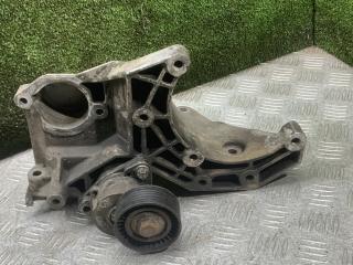 кронштейн компрессора кондиционера Opel Sintra 1 поколение 1997, 2.2 л., X 22 XE, бензин, МКПП, минивэн, 90501940BQ