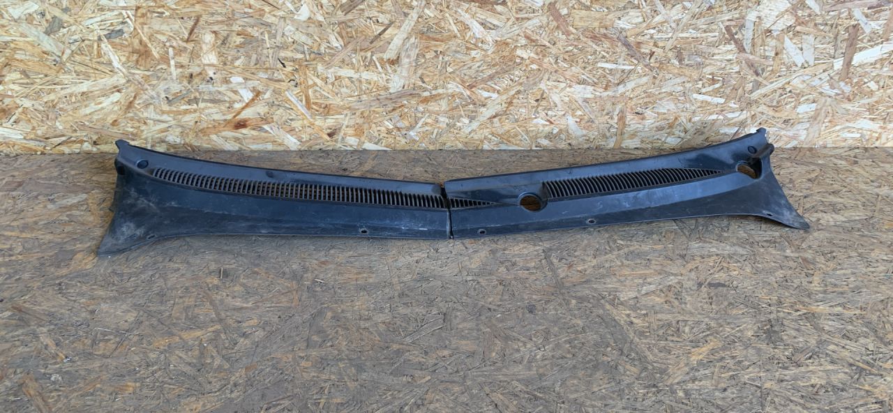 дождевик Kia Rio 1 поколение 2001, 1.3 л., бензин, МКПП, универсал - фото №1