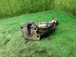 замок двери задней левой Toyota Carina E 1 поколение T190 1997, 2.0 л., 3S-FE, бензин, МКПП, универсал