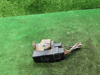 блок управления вентилятором (реле) Rover 200 Series 3 поколение 1997, 1.4 л., бензин, МКПП, хетчбэк 5 дв., YWB100710