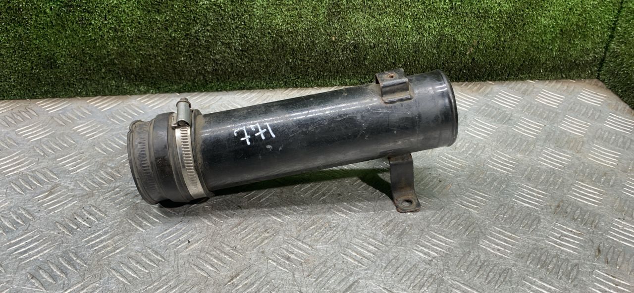 патрубок воздушного фильтра Great Wall Hover 1 поколение 2008, 2.4 л., бензин, МКПП, внедорожник 5 дв. - фото №1