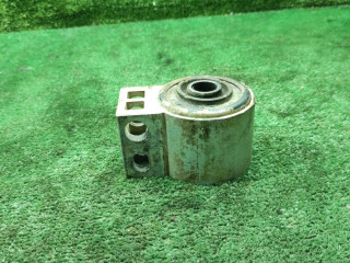 подушка крепления двигателя Opel Vectra C 2003, 2.0 л., дизель, МКПП, седан