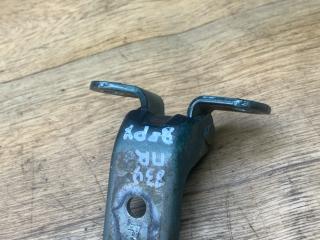 петля двери Toyota Avensis 1 поколение (T220) 1998, 2.0 л., дизель, МКПП, седан