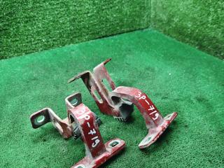 петля крышки багажника Renault Logan 1 поколение 2008, 1.6 л., бензин, МКПП, универсал