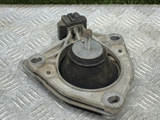 подушка крепления двигателя Renault Laguna 1 поколение [рестайлинг] 1998, 1.8 л., бензин, МКПП, хетчбэк 5 дв., 7700823949