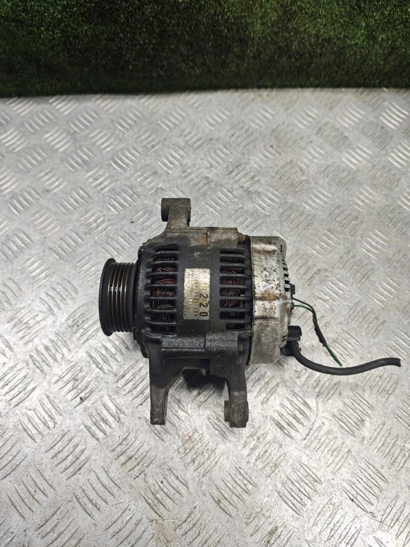 генератор Chrysler Voyager 3 поколение 1997, 2.4 л., бензин, МКПП, минивэн, 1210003521 - фото №1