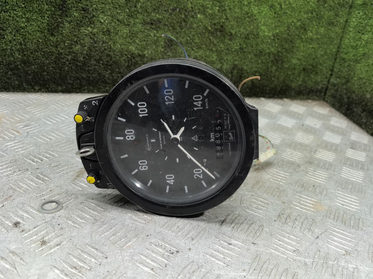 щиток приборов (приборная панель) Mercedes-Benz T1 207-210D W601 1995, 2.3 л., дизель, МКПП, микроавтобус - фото №1