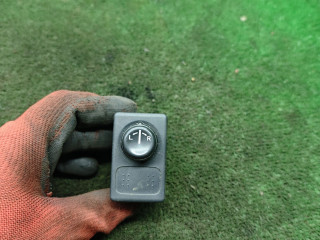 джойстик регулировки зеркал Nissan Almera Tino V10 2002, 2.2 л., дизель, МКПП, минивэн