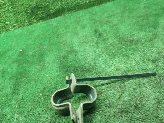 крепление стабилизатора / втулки стабилизатора Renault Duster 1 поколение [рестайлинг] 2017, 2.0 л., бензин, МКПП, внедорожник 5 дв., полный привод