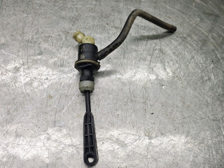 цилиндр сцепления главный Renault Duster 1 поколение [рестайлинг] 2017, 2.0 л., бензин, МКПП, внедорожник 5 дв., полный привод, 306100394R