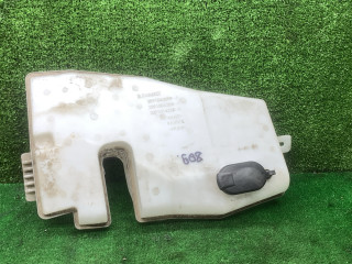 бачок омывателя Renault Duster 1 поколение [рестайлинг] 2017, 2.0 л., бензин, МКПП, внедорожник 5 дв., полный привод, 289106288R