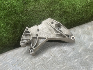 кронштейн двигателя Skoda Octavia 3 поколение (A7) 2013, 1.8 л., бензин, МКПП, лифтбэк, 06J199207P