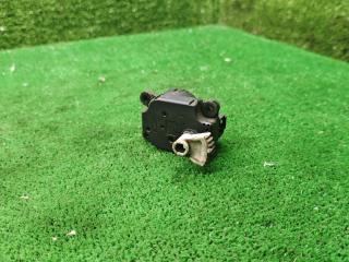 моторчик заслонки печки Ford Mondeo 3 поколение 2002, 2.0 л., дизель, АКПП, хетчбэк 5 дв.