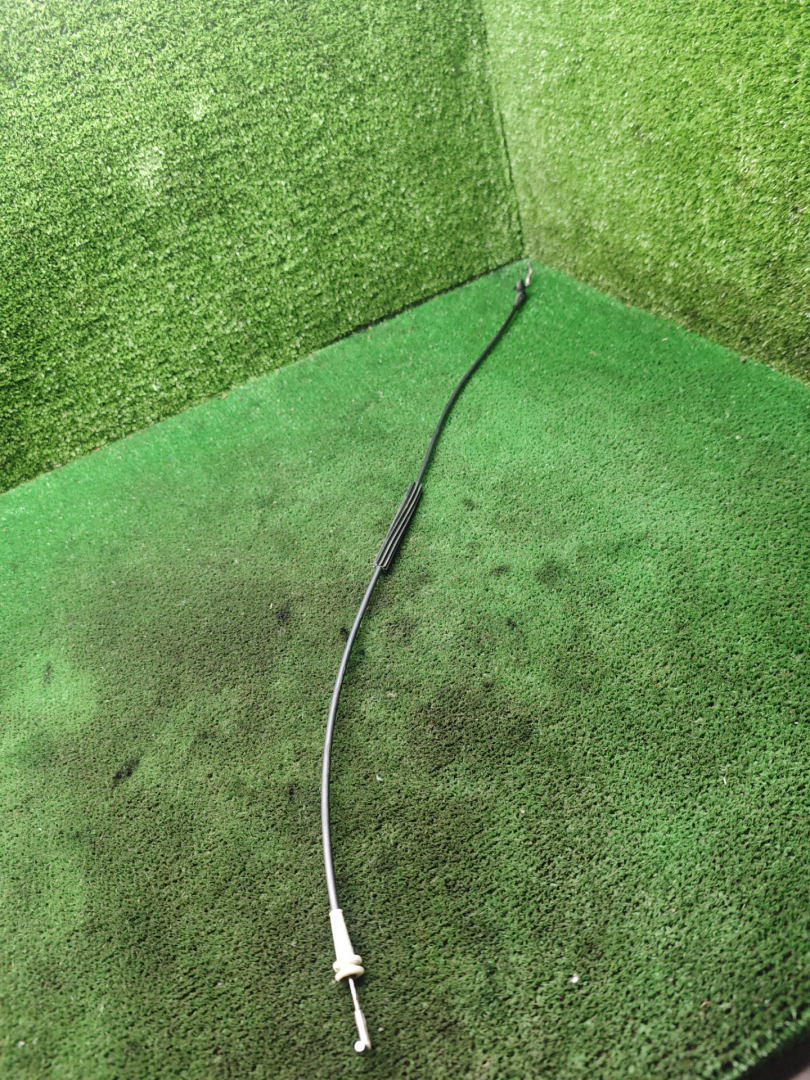 трос двери Renault Megane 1 поколение 1999, 1.6 л., бензин, МКПП, хетчбэк 5 дв. - фото №1