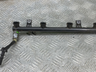 топливная рампа Renault Duster 1 поколение [рестайлинг] 2017, 2.0 л., бензин, МКПП, внедорожник 5 дв., полный привод, 8200053030