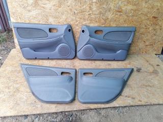 Обшивка двери (комплект) Hyundai Sonata EF 1999, 2.0 л., бензин, МКПП, седан