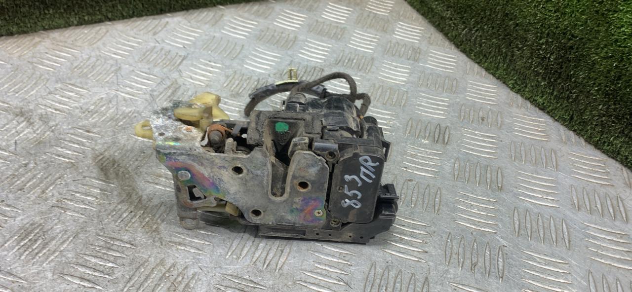 замок двери передней правой Fiat Marea 1 поколение 1999, 1.6 л., бензин, МКПП, универсал - фото №1