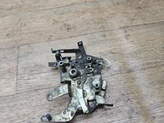 замок двери сдвижной Mercedes-Benz Vito W638 1999, 2.3 л., дизель, МКПП, микроавтобус