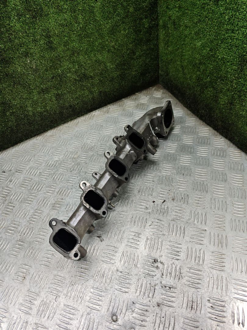 коллектор впускной Toyota Picnic 1 поколение XM10 1999, 2.2 л., 3C-TE, дизель, МКПП, минивэн - фото №1