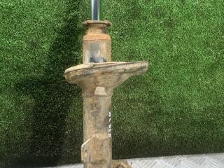 амортизатор задний правый Toyota Avensis 1 поколение (T220) 1998, 2.0 л., дизель, МКПП, седан