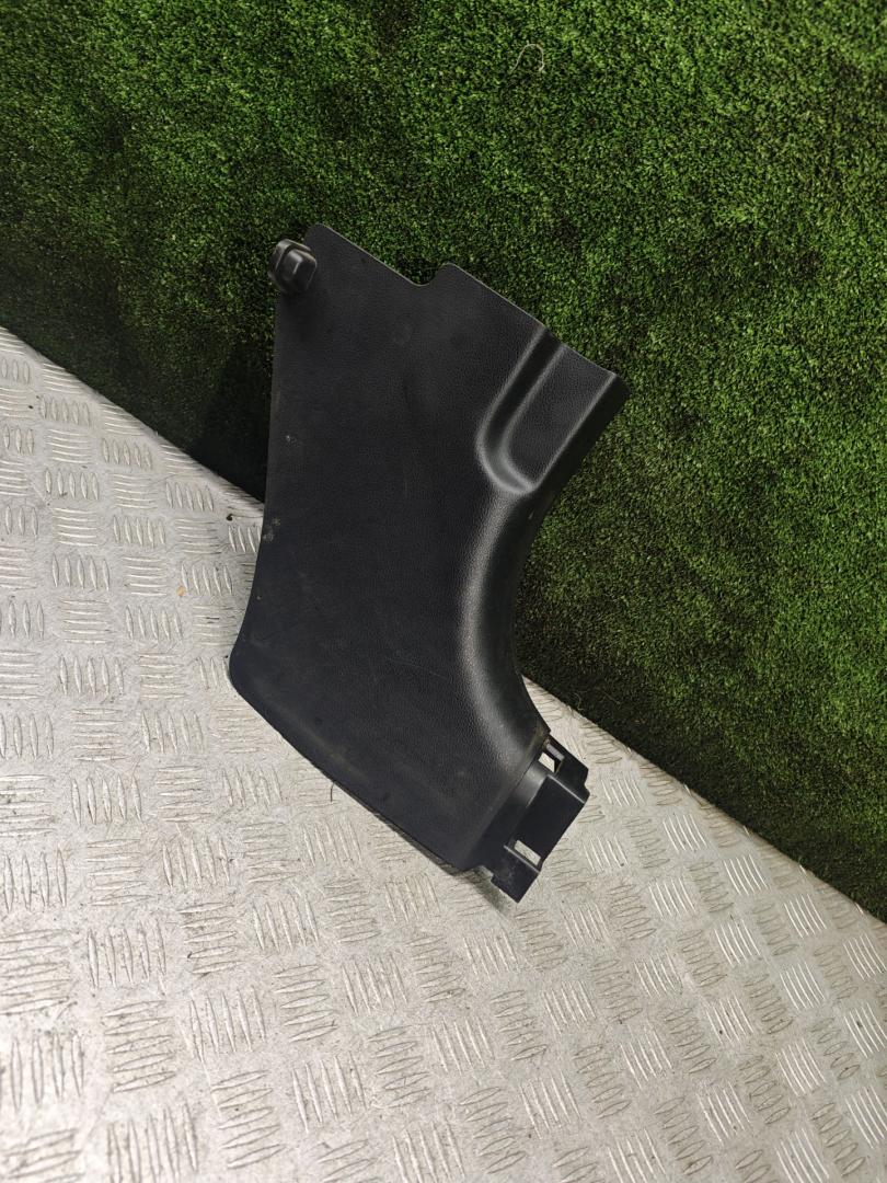 накладка на порог Kia Sportage 3 поколение 2011, 2.0 л., бензин, АКПП, внедорожник 5 дв., полный привод - фото №1