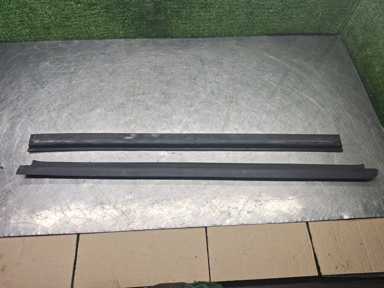 молдинг стекла Opel Sintra 1 поколение 1997, 2.2 л., X 22 XE, бензин, МКПП, минивэн - фото №1