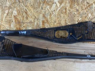 дождевик Renault Duster 1 поколение [рестайлинг] 2017, 2.0 л., бензин, МКПП, внедорожник 5 дв., полный привод, 82002943162