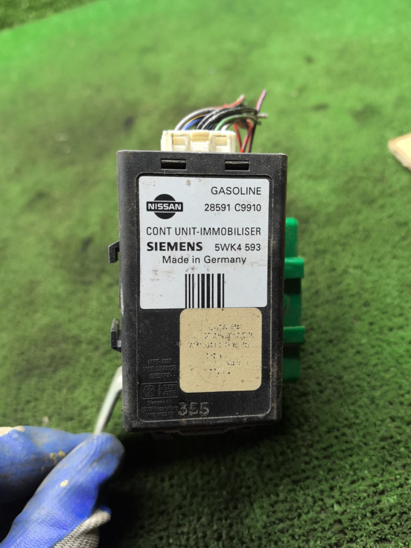 блок управления (другие) Nissan Almera N15 1998, 1.4 л., бензин, МКПП, хетчбэк 3 дв., 28591-C9910, 5WK4-593 - фото №1