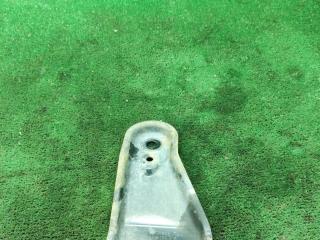 крепление рычага переднее правое Volkswagen Polo Sedan 1 поколение [рестайлинг] 2019, 1.6 л., MPI, бензин, МКПП, седан, 6R0199518