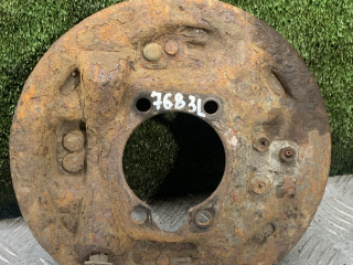 защитный кожух тормозного механизма Suzuki Baleno 1 поколение 1997, 1.6 л., бензин, МКПП, универсал