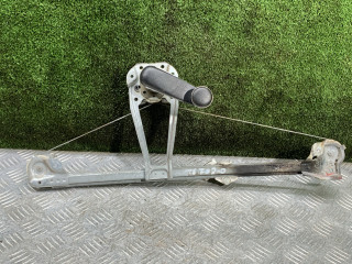 стеклоподъемник задний левый Mercedes-Benz C-Класс W202/S202 [рестайлинг] 1997, 1.8 л., бензин, МКПП, седан