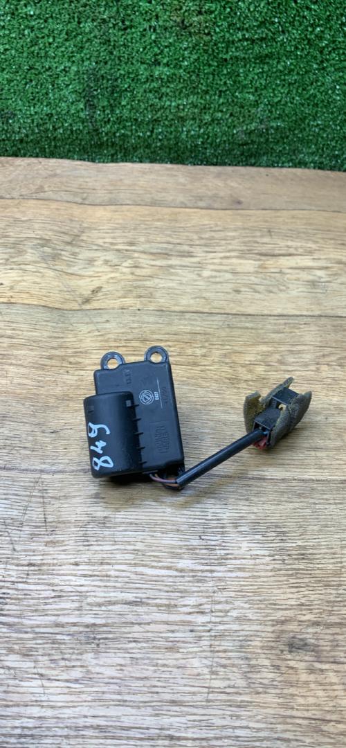 моторчик заслонки печки Fiat Brava 1 поколение 1999, 1.6 л., бензин, МКПП, хетчбэк 5 дв. - фото №1