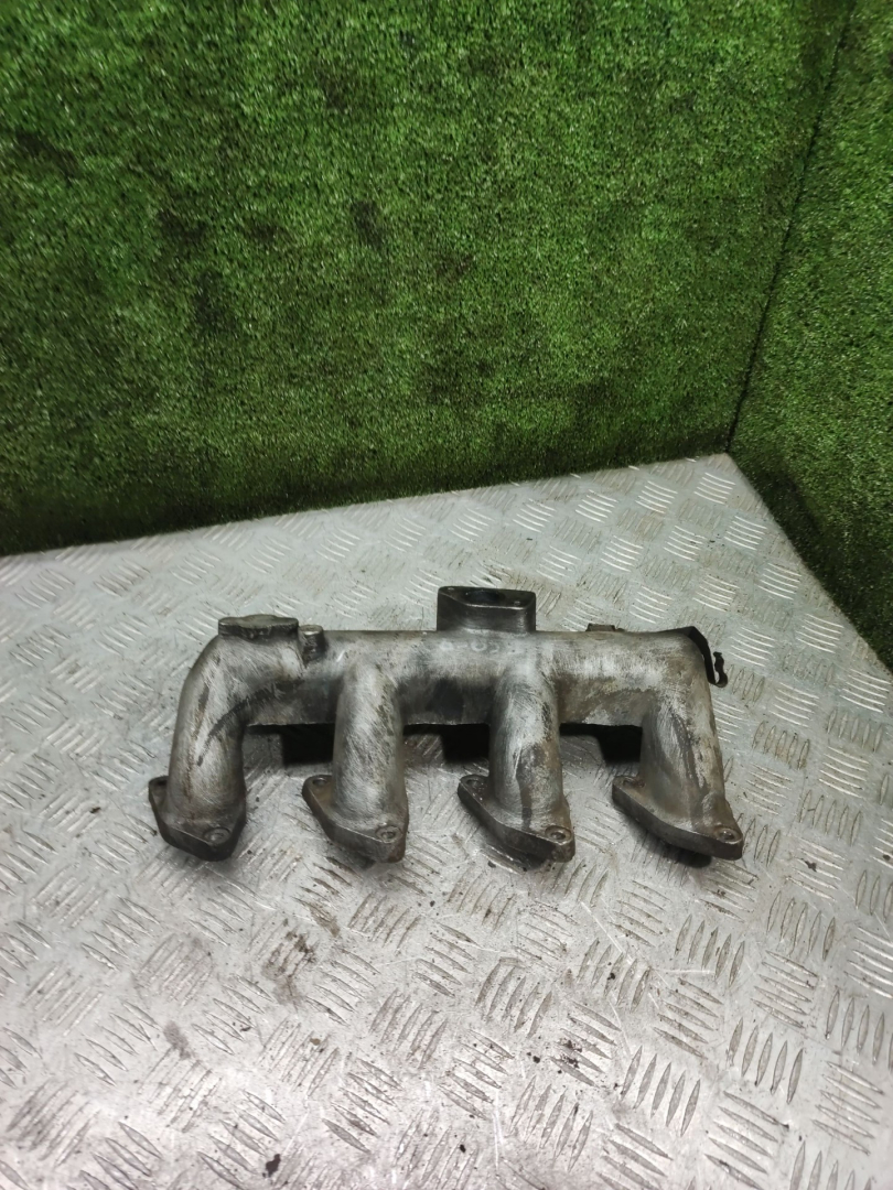 коллектор впускной Hyundai Galloper 2 поколение 2000, 2.5 л., дизель, МКПП, внедорожник 3 дв. - фото №1