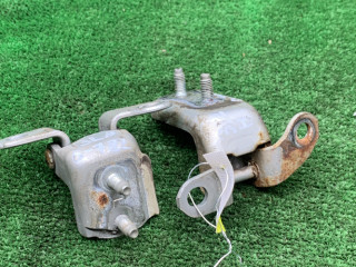 петля двери Toyota Avensis 1 поколение (T220) 2000, 2.0 л., 2C-T, дизель, МКПП, универсал