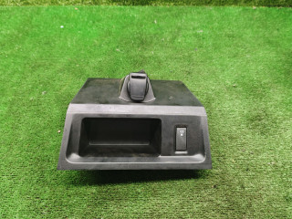 консоль салона Lada XRAY 1 поколение 2019, 1.6 л., бензин, МКПП, внедорожник 5 дв., 251637734R