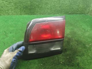 фонарь крышки багажника правый Mazda 626 GF 1998, 2.0 л., бензин, МКПП, хетчбэк 5 дв.