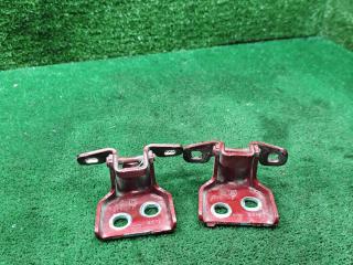 петля двери Renault Logan 1 поколение 2008, 1.6 л., бензин, МКПП, универсал