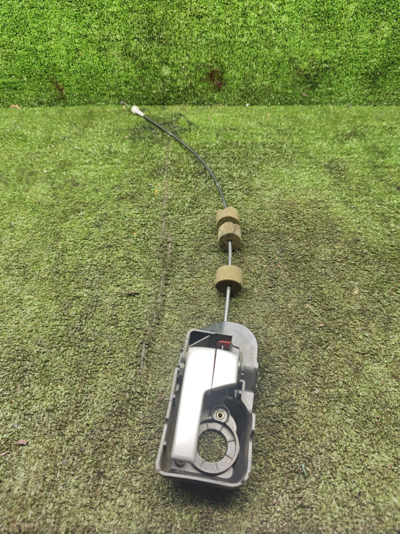 трос двери Ford Mondeo 3 поколение 2002, 2.0 л., дизель, АКПП, хетчбэк 5 дв. - фото №1