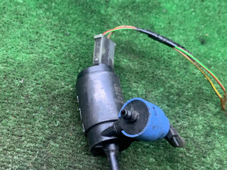 насос (моторчик) омывателя стекла Volkswagen Transporter T4 2000, 2.4 л., дизель, МКПП, микроавтобус, полный привод, 20220625