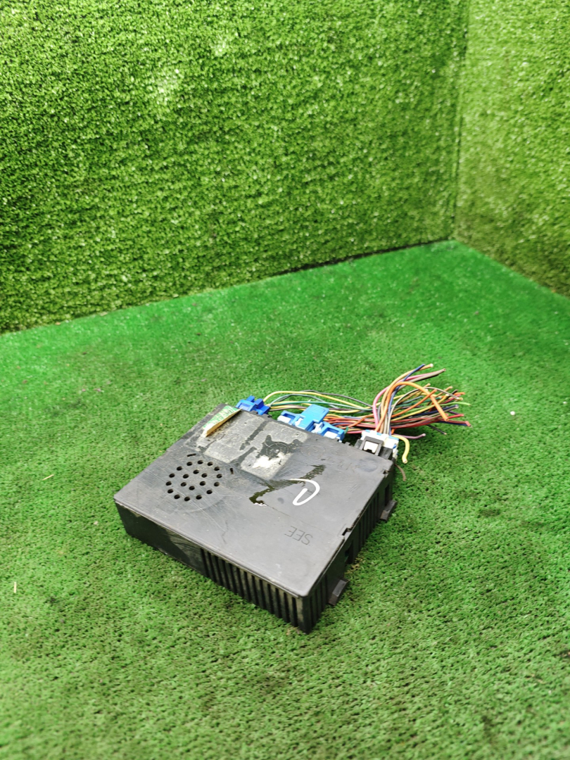 блок комфорта Opel Sintra 1 поколение 1997, 2.2 л., X 22 XE, бензин, МКПП, минивэн - фото №1