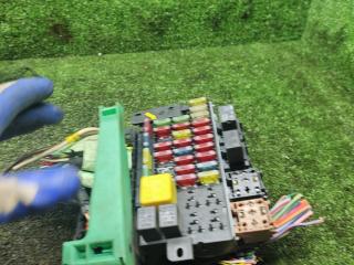 блок предохранителей Fiat Palio 1 поколение 2000, 1.6 л., бензин, МКПП, универсал