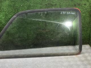 стекло кузовное боковое правое Volkswagen Golf 2 поколение 1990, 1.6 л., дизель, МКПП, хетчбэк 3 дв.