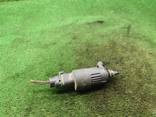 насос (моторчик) омывателя стекла Renault Safrane 1 поколение [рестайлинг] 1999, 2.5 л., бензин, АКПП, седан