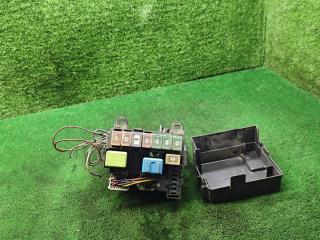 блок предохранителей Mazda 626 GF 1998, 2.0 л., бензин, МКПП, хетчбэк 5 дв.