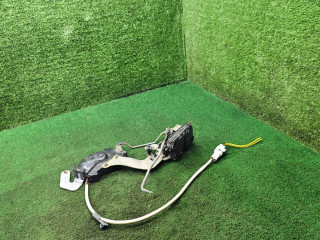 замок двери задней левой Suzuki Baleno 1 поколение 1997, 1.6 л., бензин, МКПП, универсал