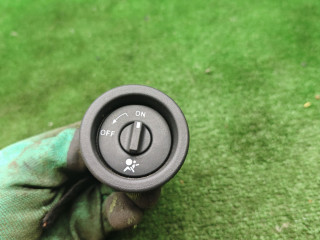 кнопка Airbag Lada XRAY 1 поколение 2019, 1.6 л., бензин, МКПП, внедорожник 5 дв., 681995427R