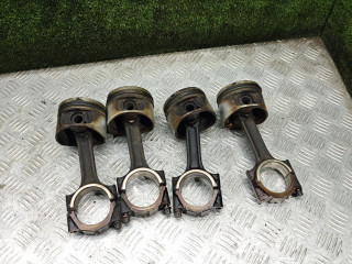 поршень Renault Safrane 1 поколение [рестайлинг] 1999, 2.5 л., бензин, АКПП, седан