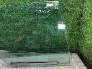 стекло двери задней правой Renault Megane 1 поколение 1997, 1.6 л., бензин, МКПП, хетчбэк 5 дв.